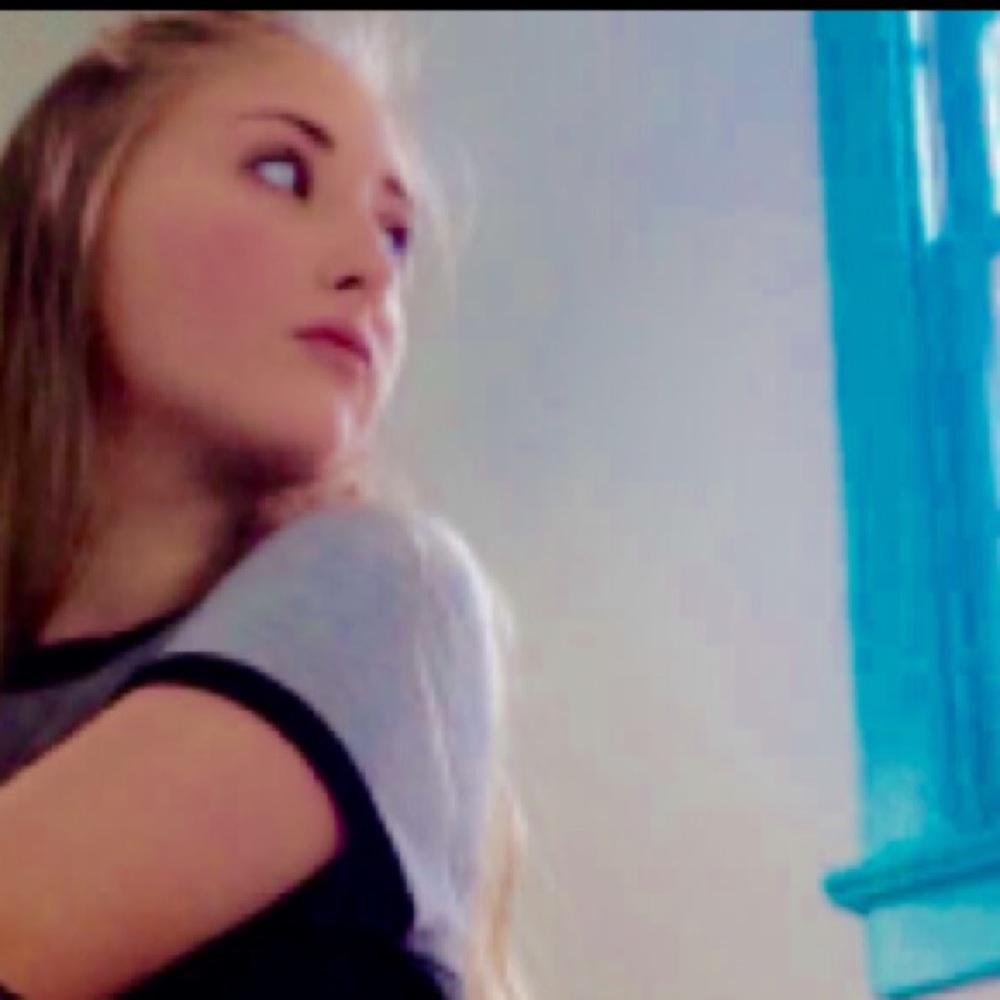 Meet your Posher, Emmy